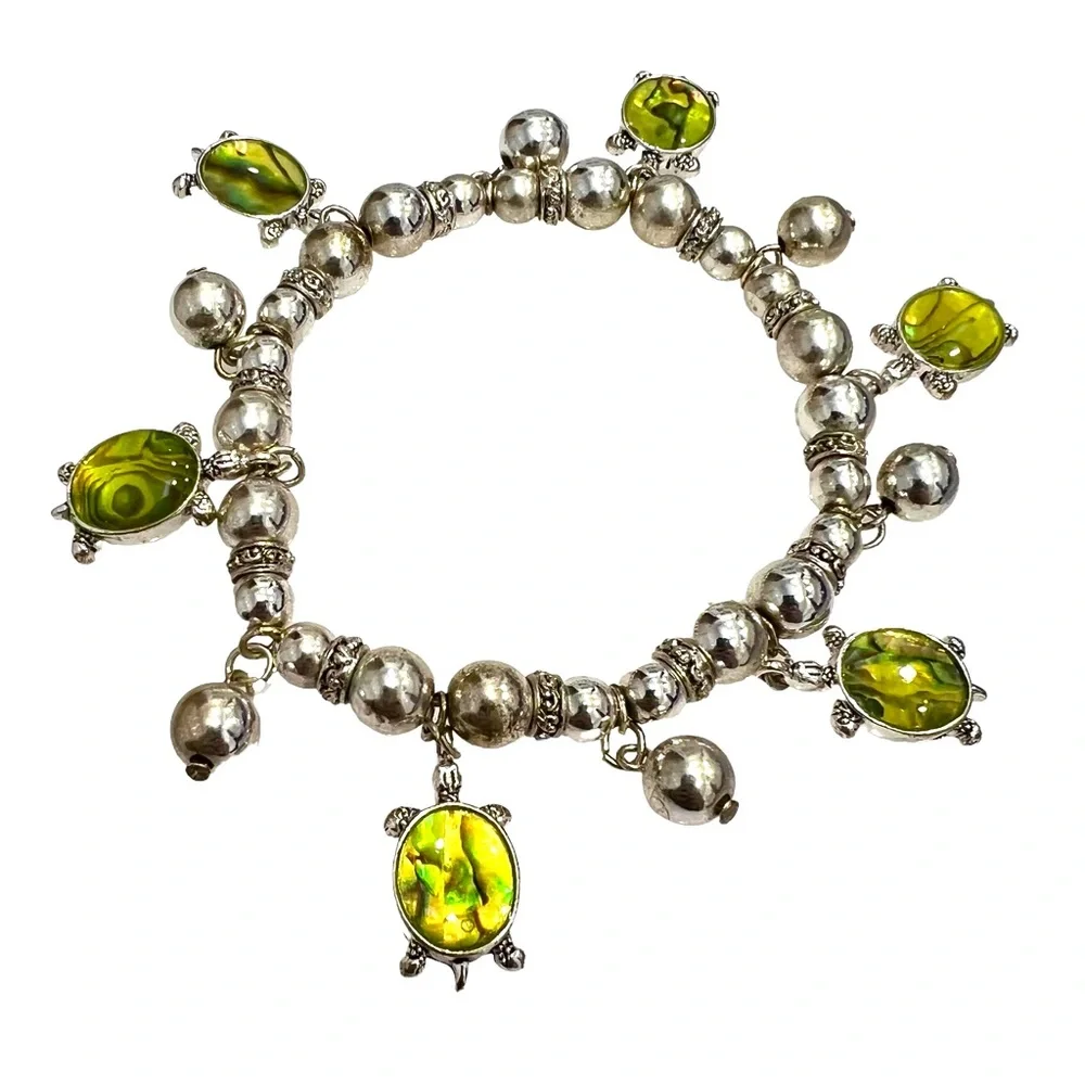 VINTAGE SILVER TONE BEADS & GREEN TURTLE CHARM STRETCH BRACELET